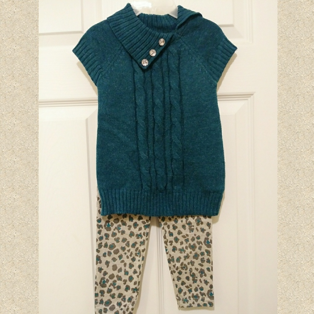 🌼 Little Lass sweater set size 18 mos